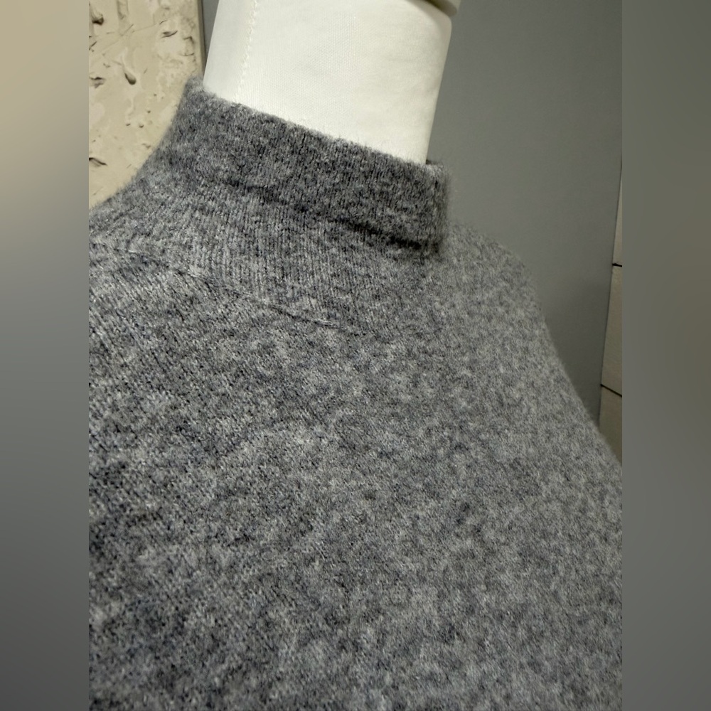 LOFT Heather Gray Turtleneck Sweater - Picture 3 of 6